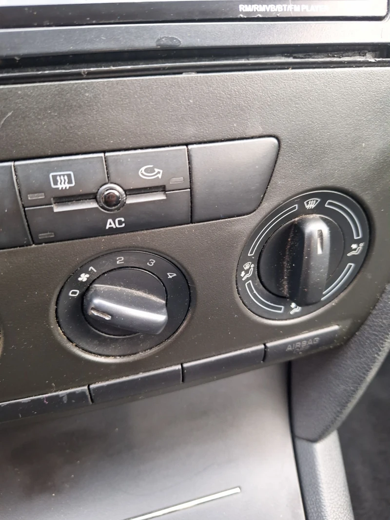 Skoda Octavia 1.9TDI KLIMA, снимка 7 - Автомобили и джипове - 52134606