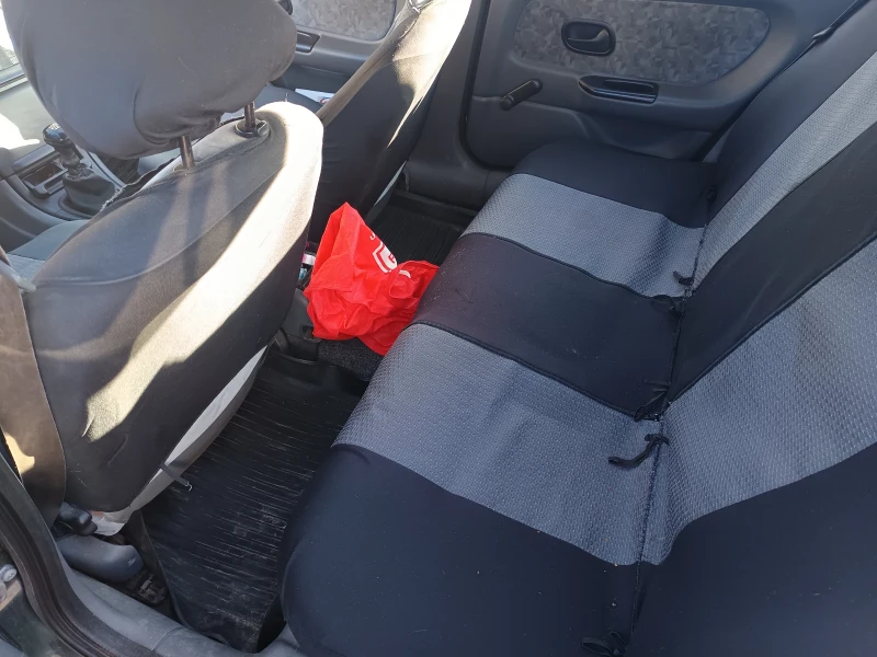 Renault Laguna 1.8i 68kW 92к.с., снимка 14 - Автомобили и джипове - 52527522