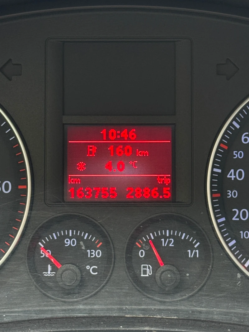 VW Golf 1.9TDI, снимка 12 - Автомобили и джипове - 52581677