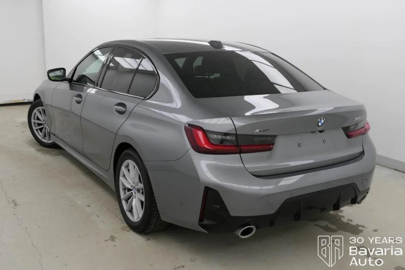 BMW 320 i xDrive M Sport Paket Sportautomatic, снимка 2 - Автомобили и джипове - 52727363