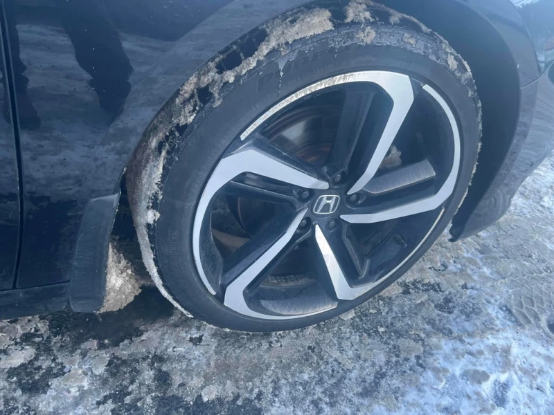 Honda Accord * Sport 2.0 * CARFAX * БЕЗ ПЪРВОНАЧАЛНА ВНОСКА, снимка 7 - Автомобили и джипове - 52794567