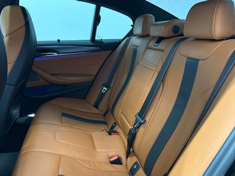 BMW M5 Competition  CARFAX, снимка 11 - Автомобили и джипове - 52919651