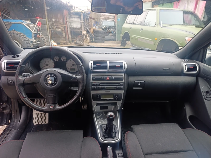 Seat Leon BAM 225k Купра, снимка 8 - Автомобили и джипове - 53328850