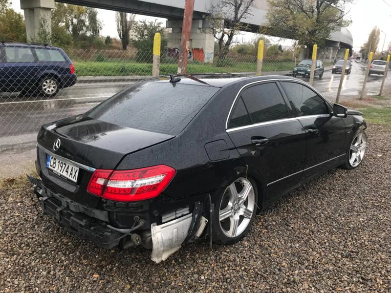 Mercedes-Benz E 350 350CDI TIP 642 4x4, снимка 3 - Автомобили и джипове - 20938891