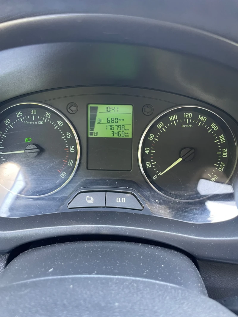 Skoda Fabia - 7800 лв. - 77015000 1