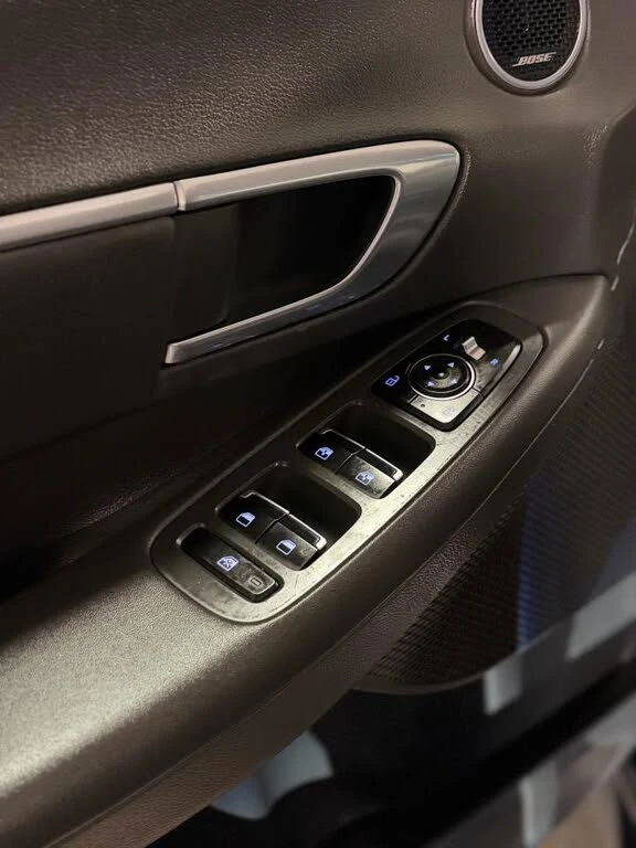 Hyundai Sonata *  *    *   *  | Mobile.bg   15