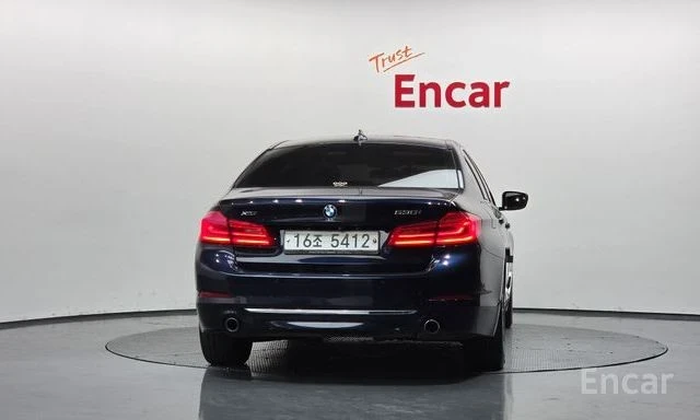 BMW 530 i xDrive Luxury Plus | ОБДУХВАНЕ | HEAD-UP | , снимка 4 - Автомобили и джипове - 54976905