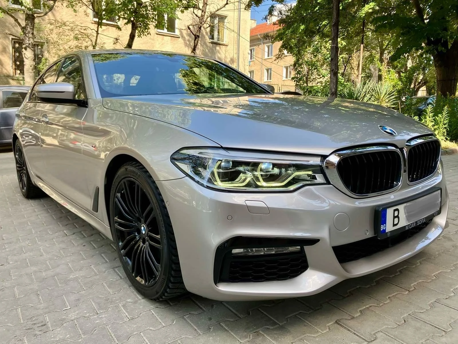 BMW 540 i, M Line, X drive - изображение 3