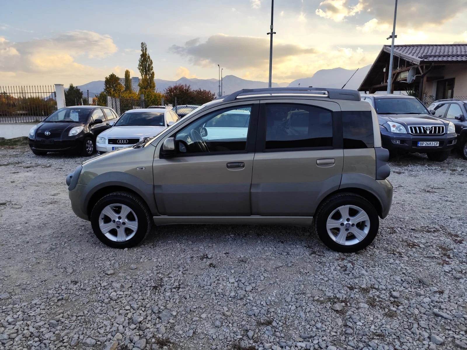 Fiat Panda 1.3 JTD CROSS - изображение 9