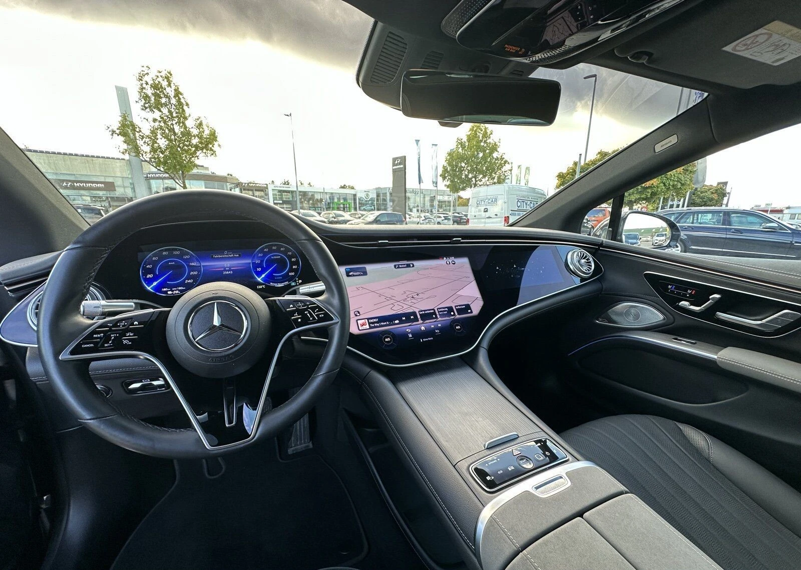 Mercedes-Benz EQS 580 AMG/4-MATIC/HYPESCREEN/BURM/PANO/HEAD UP/360/  | Mobile.bg   11