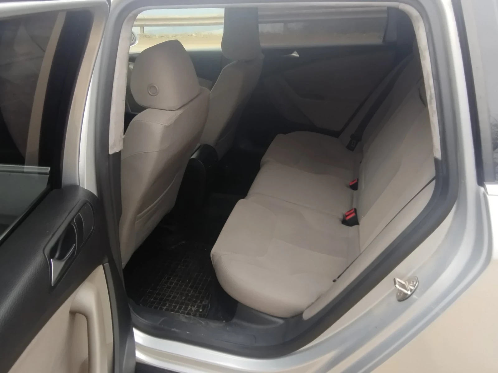 VW Passat 2.0 TDI  CR EURO 5A - изображение 10