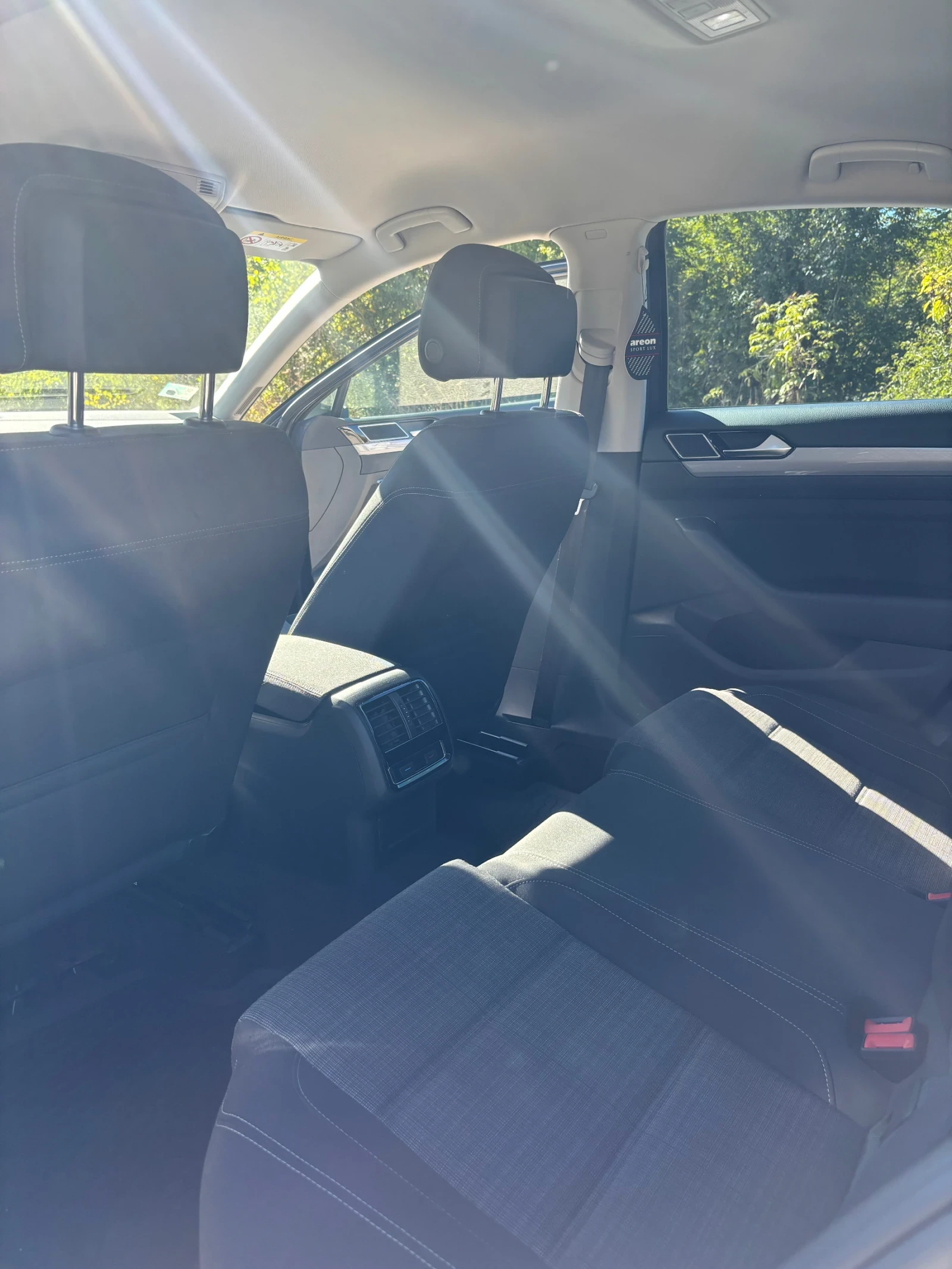 VW Passat  - изображение 10