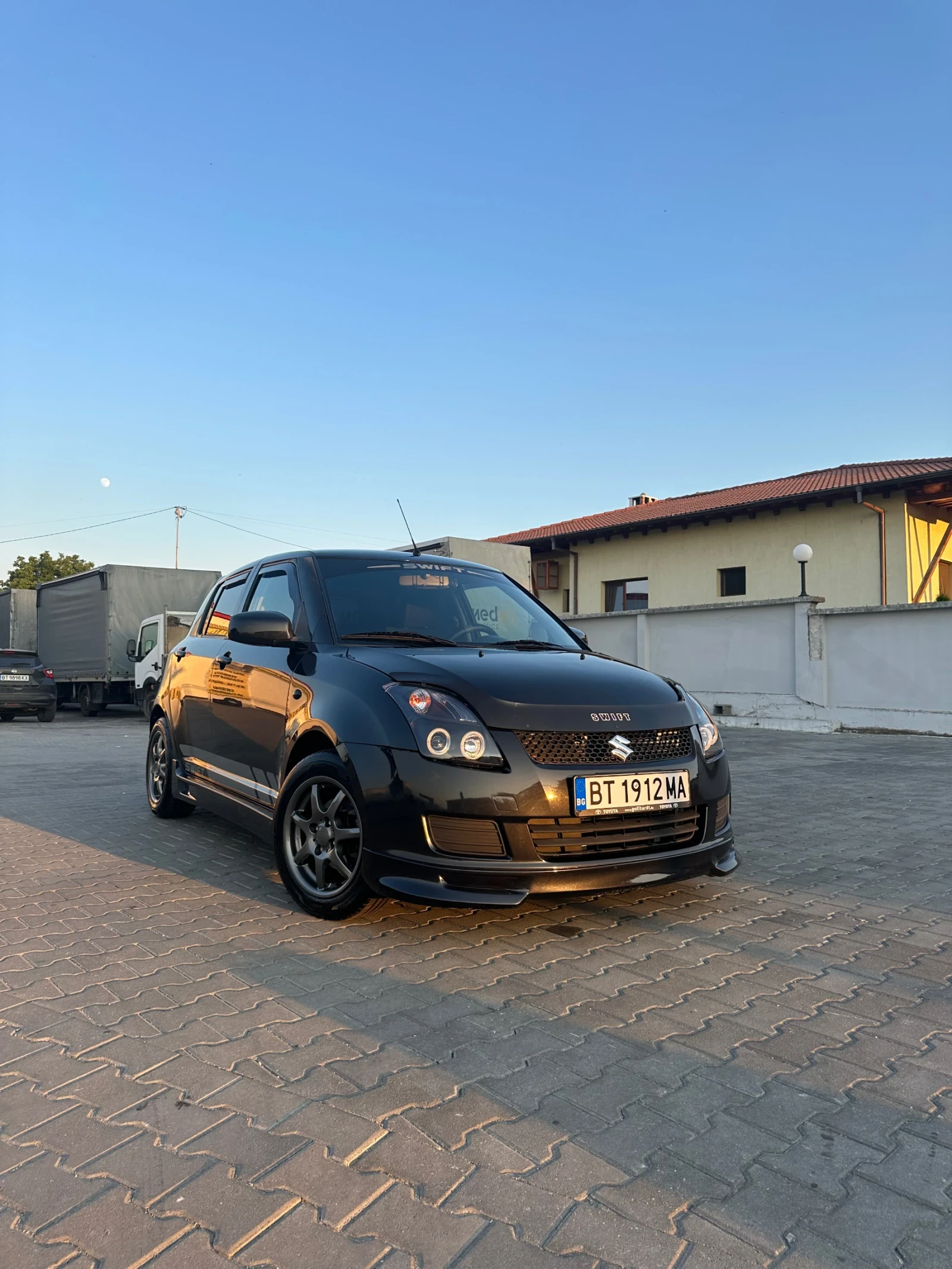 Suzuki Swift  - изображение 7