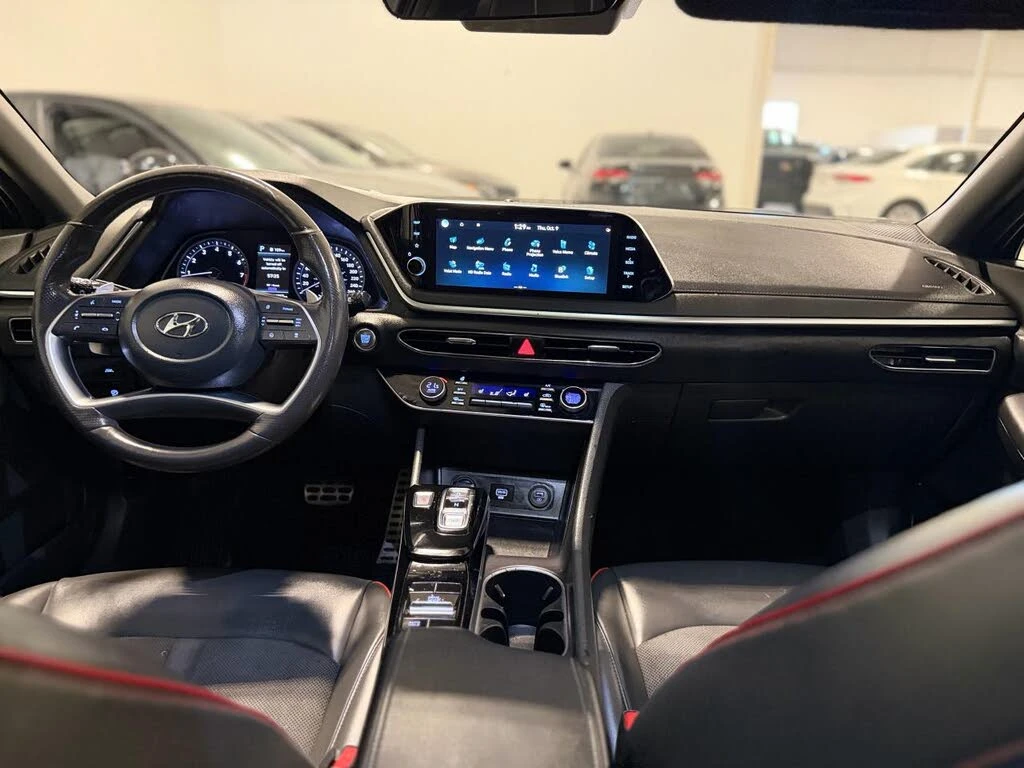 Hyundai Sonata * АВТО КРЕДИТ* ЦЕНА ДО БГ * Сервизна история *  - изображение 9