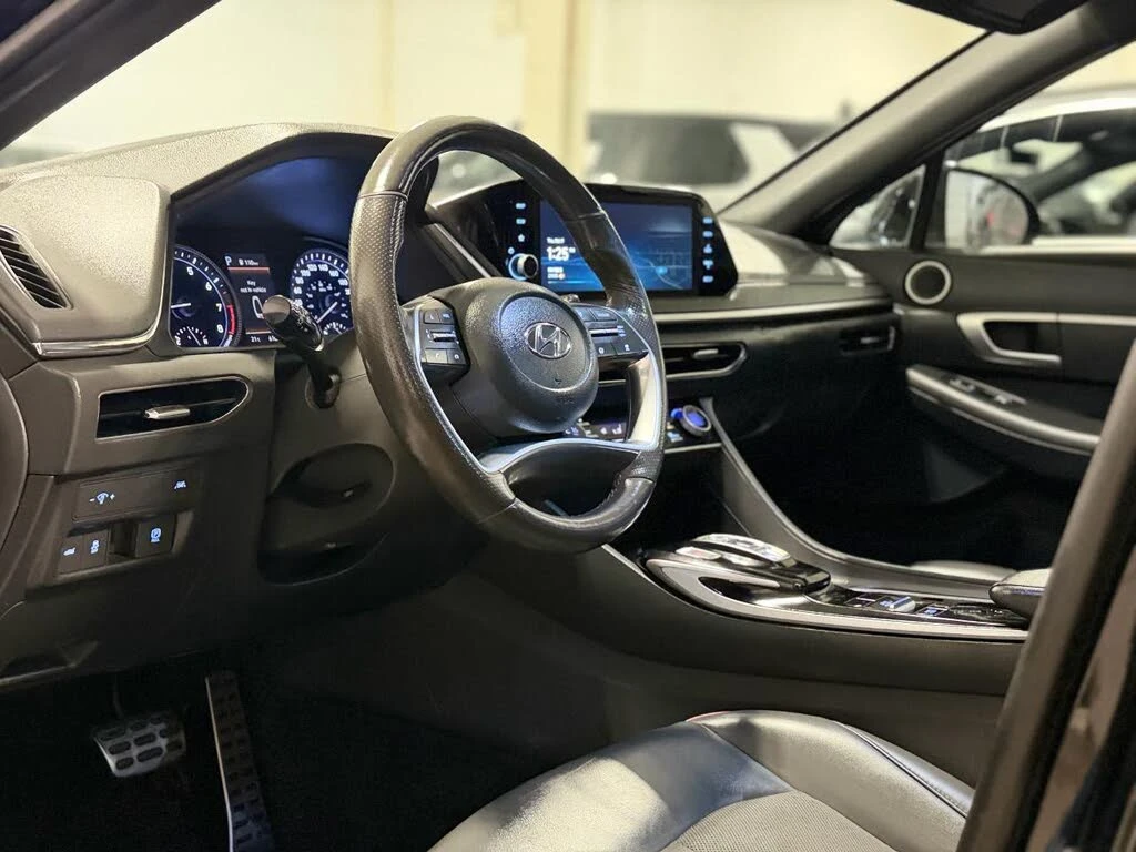 Hyundai Sonata * АВТО КРЕДИТ* ЦЕНА ДО БГ * Сервизна история *  - изображение 8