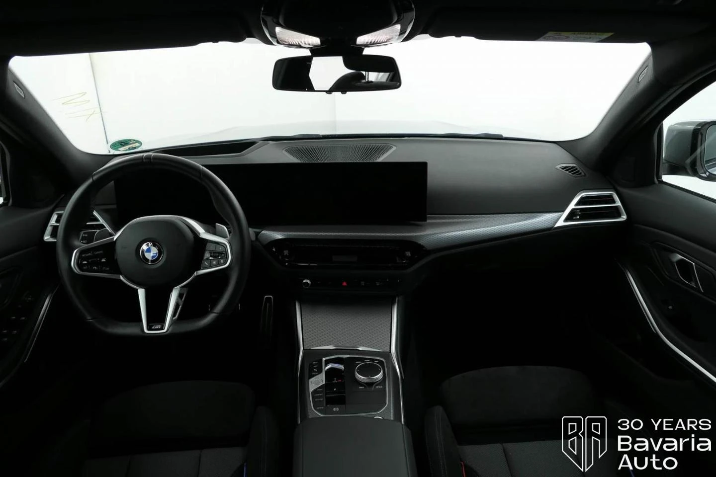 BMW 320 i xDrive M Sport Paket Sportautomatic - изображение 6