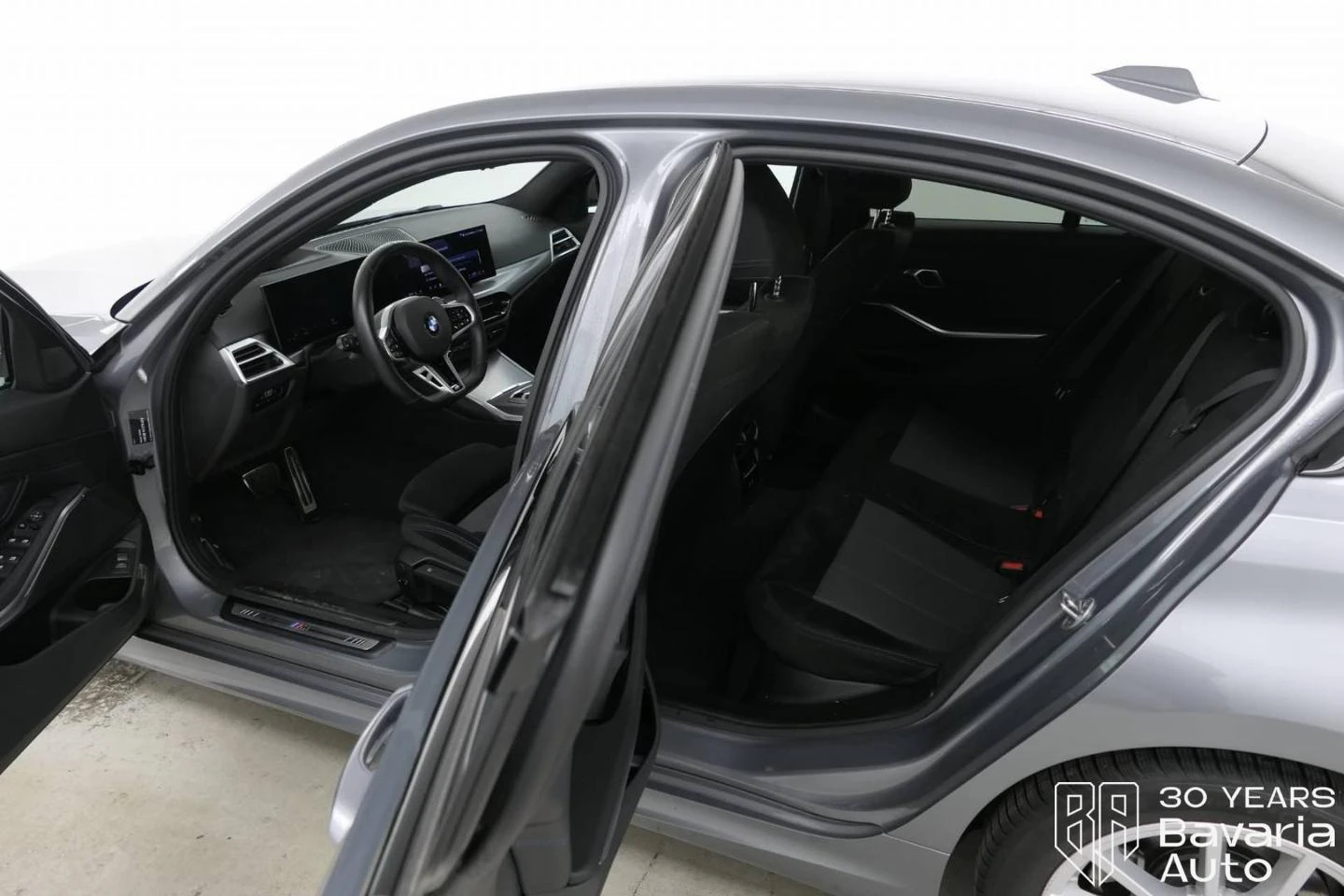 BMW 320 i xDrive M Sport Paket Sportautomatic - изображение 5