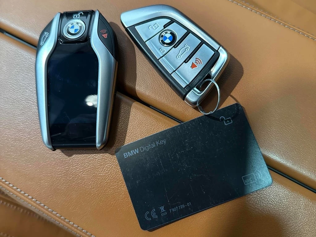 BMW M5 Competition  CARFAX | Mobile.bg � ����������� 13