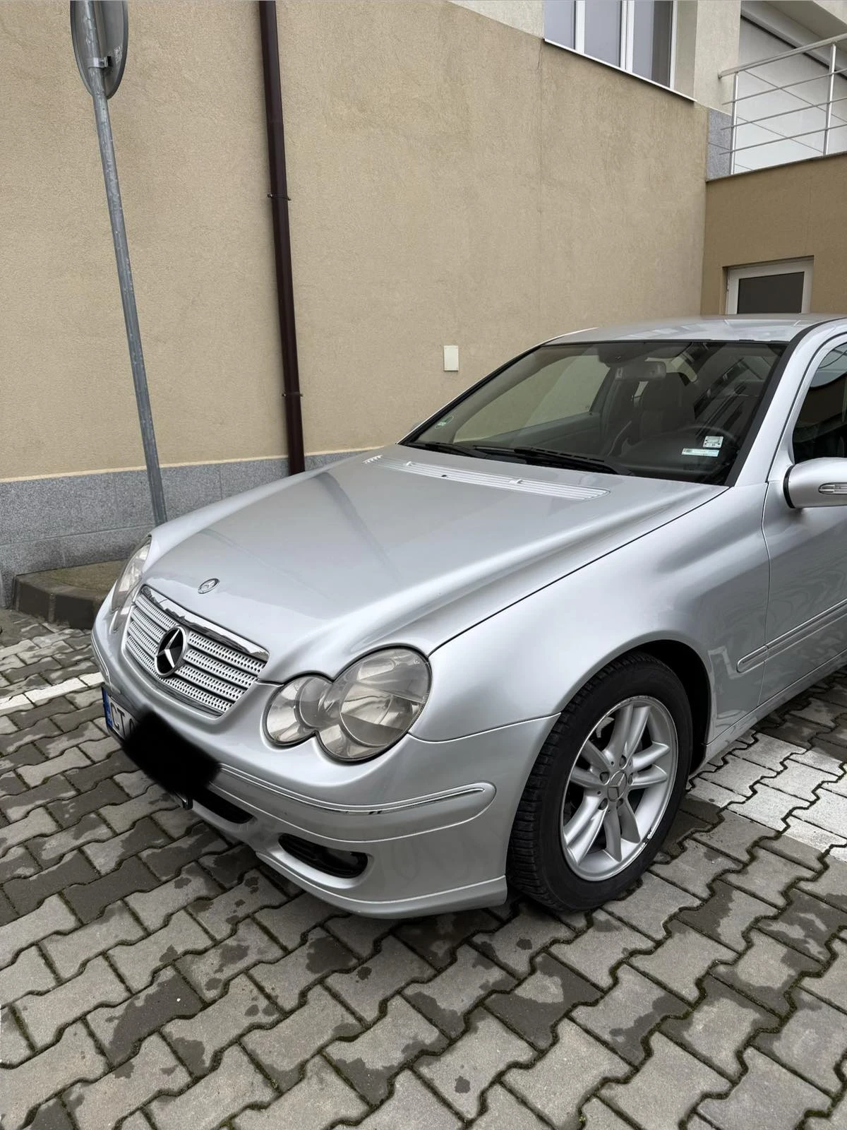 Mercedes-Benz C 220  - изображение 2