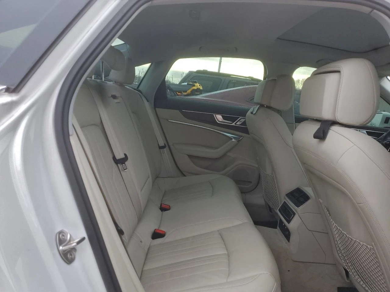 Audi A6 PREMIUM PLUS* 360* Шибидах* Подгреви* Кейлес - изображение 10