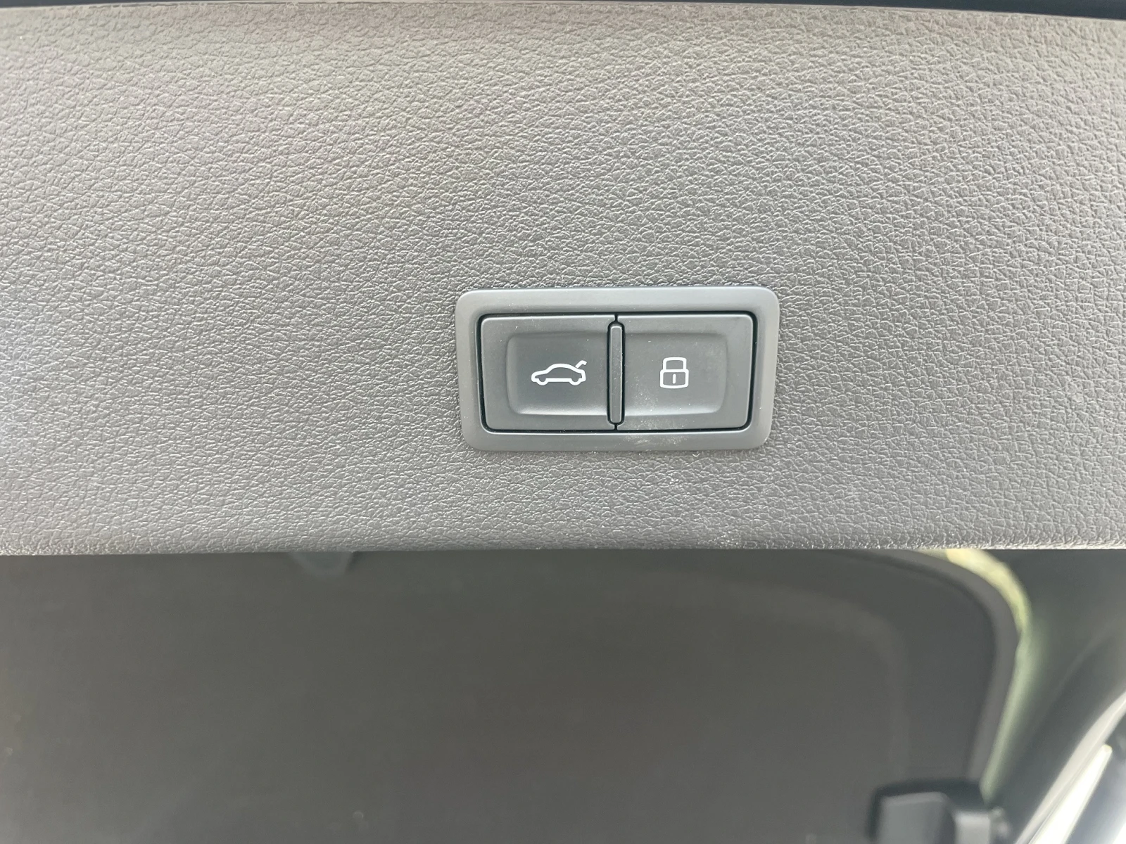 Audi E-Tron 55 Sportback S-Line, снимка 16 - Автомобили и джипове - 53908198