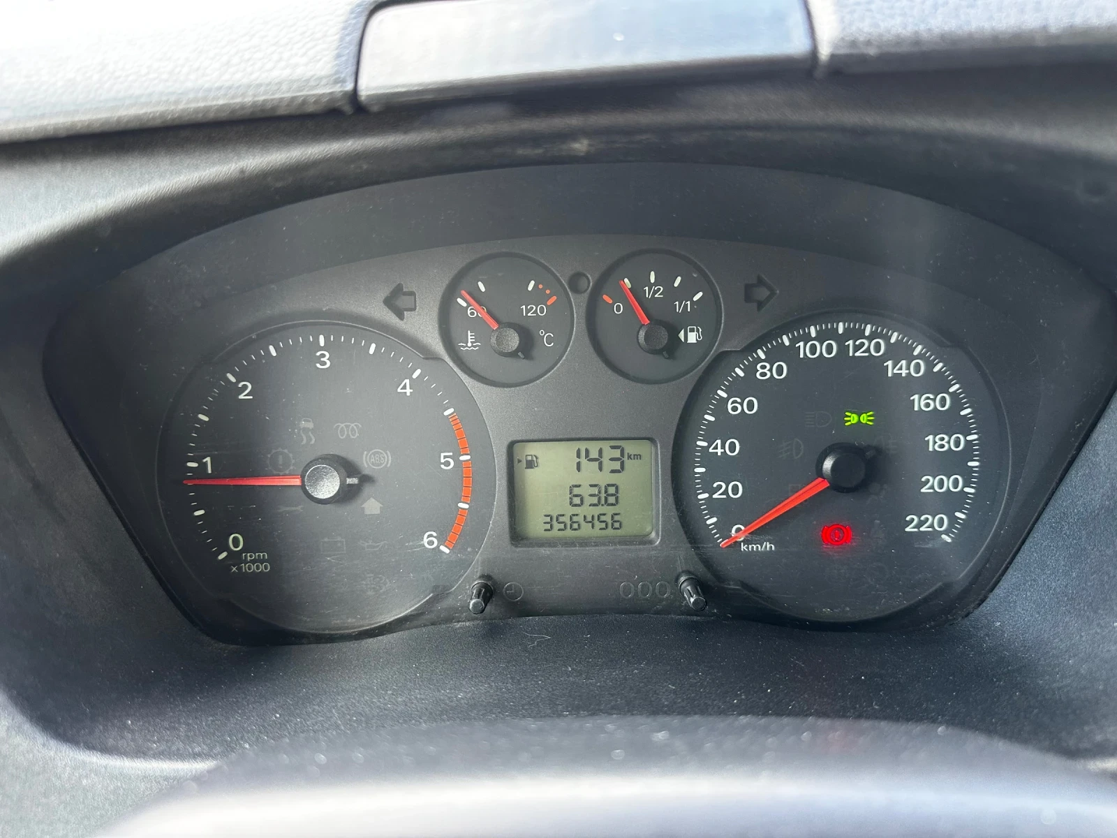 Ford Transit Custom, снимка 13 - Автомобили и джипове - 54083106