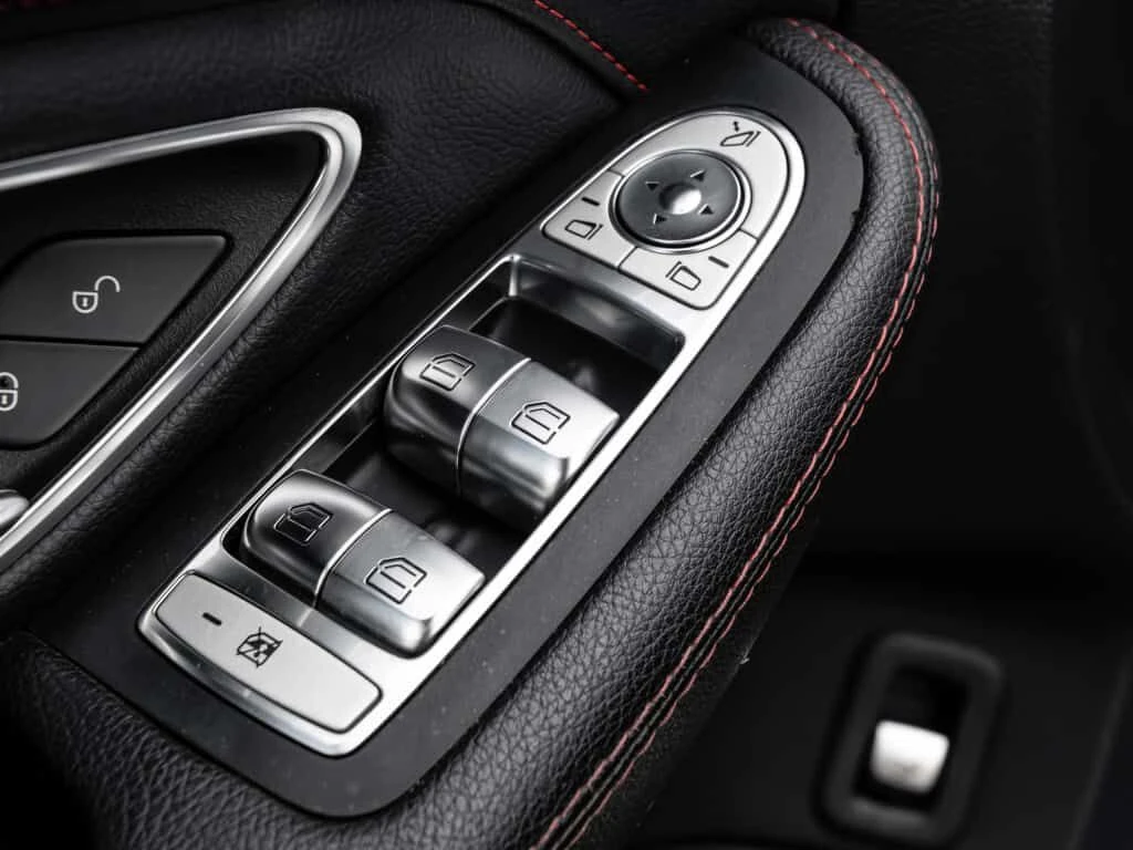 Mercedes-Benz C 300 C300| NAV| SUNROOF| BURMESTER| CARFAX|  | Mobile.bg � ����������� 10