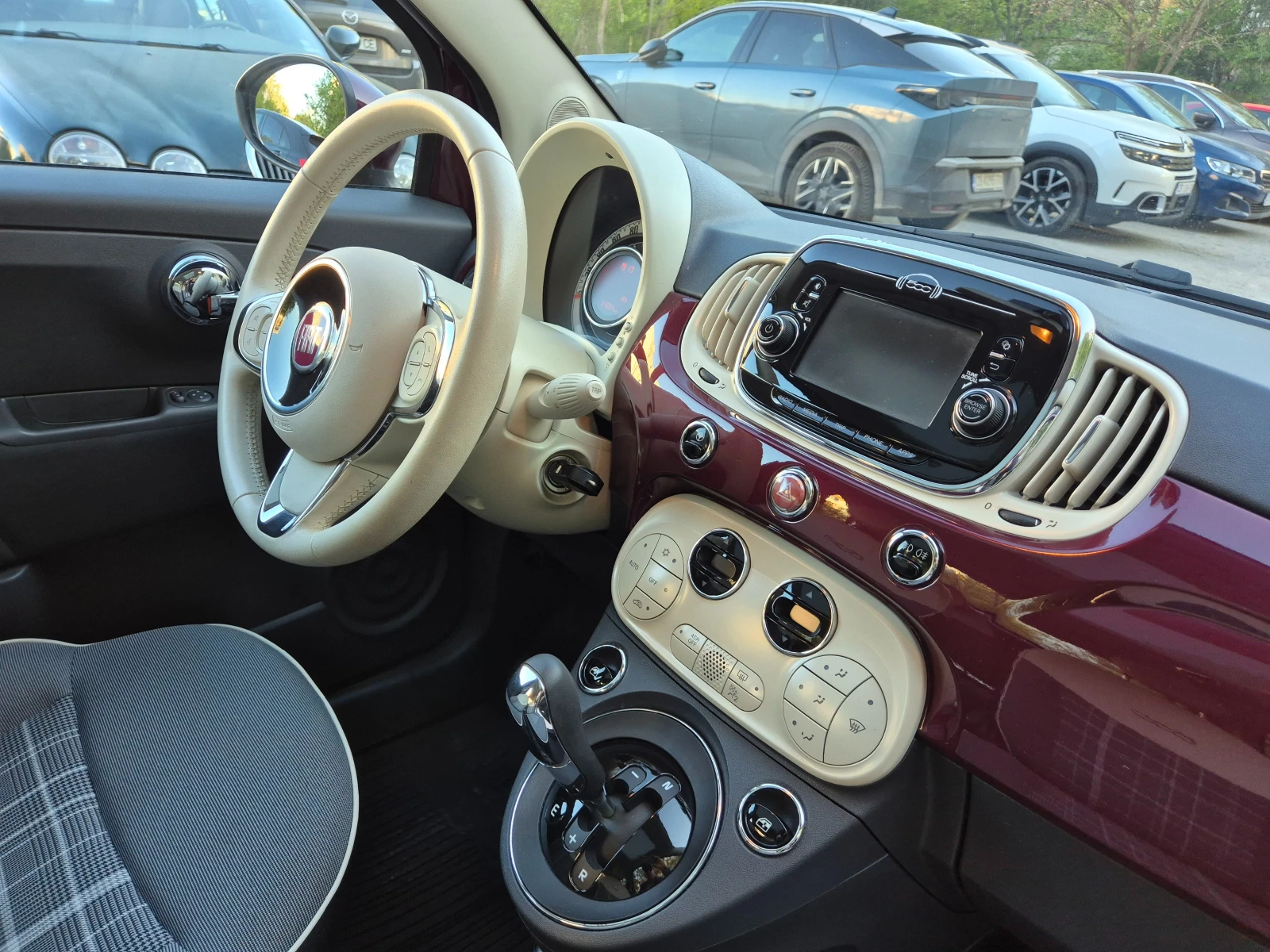 Fiat 500 Automatic 38000 km, снимка 11 - Автомобили и джипове - 54586280