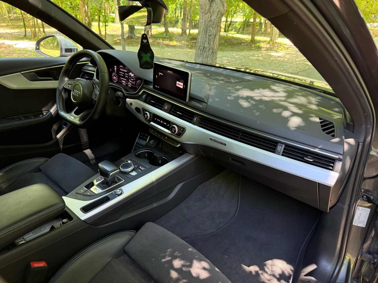 Audi S4 4X4* PANO* MATRIX* CAM360* B&O* DIST* FULL, снимка 8 - Автомобили и джипове - 54925084