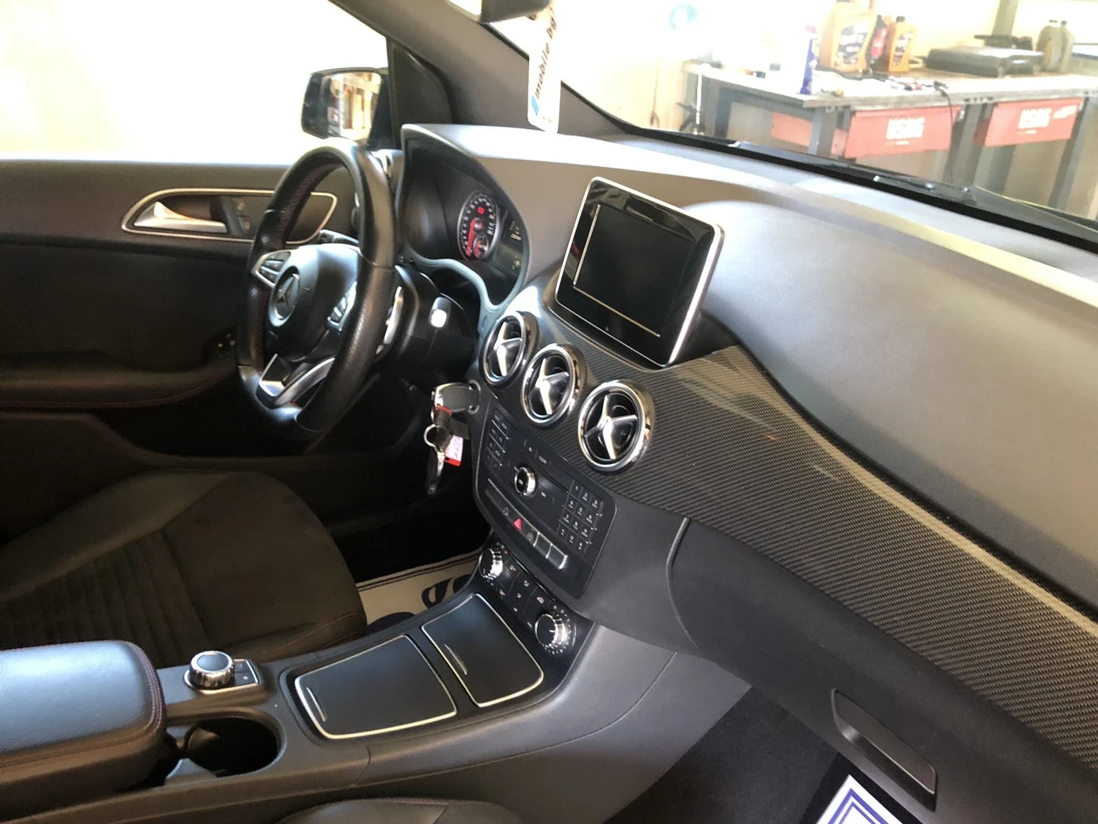 Mercedes-Benz B 220 AMG 4matic AVTOMAT, снимка 15 - Автомобили и джипове - 54936294