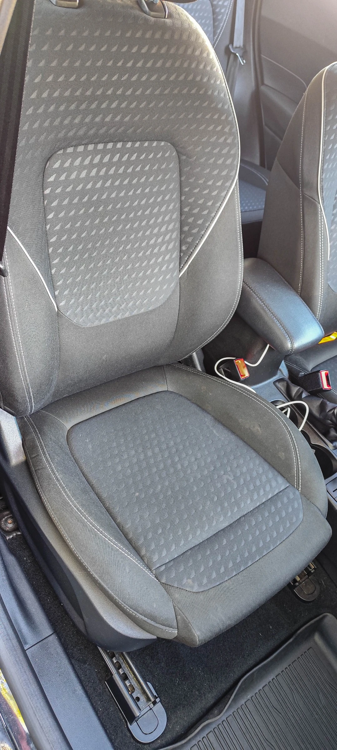 Ford Fiesta MK8 Titanium | Пълна история в Мото-Пфое | CarPlay, снимка 16 - Автомобили и джипове - 55232781