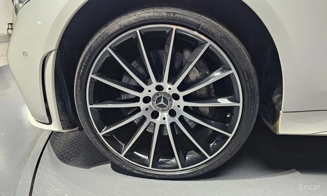 Mercedes-Benz CLS 400 ДИСТРОНИК * ОБДУХВАНЕ * МАСАЖИ * BURMESTER, снимка 6 - Автомобили и джипове - 55269570
