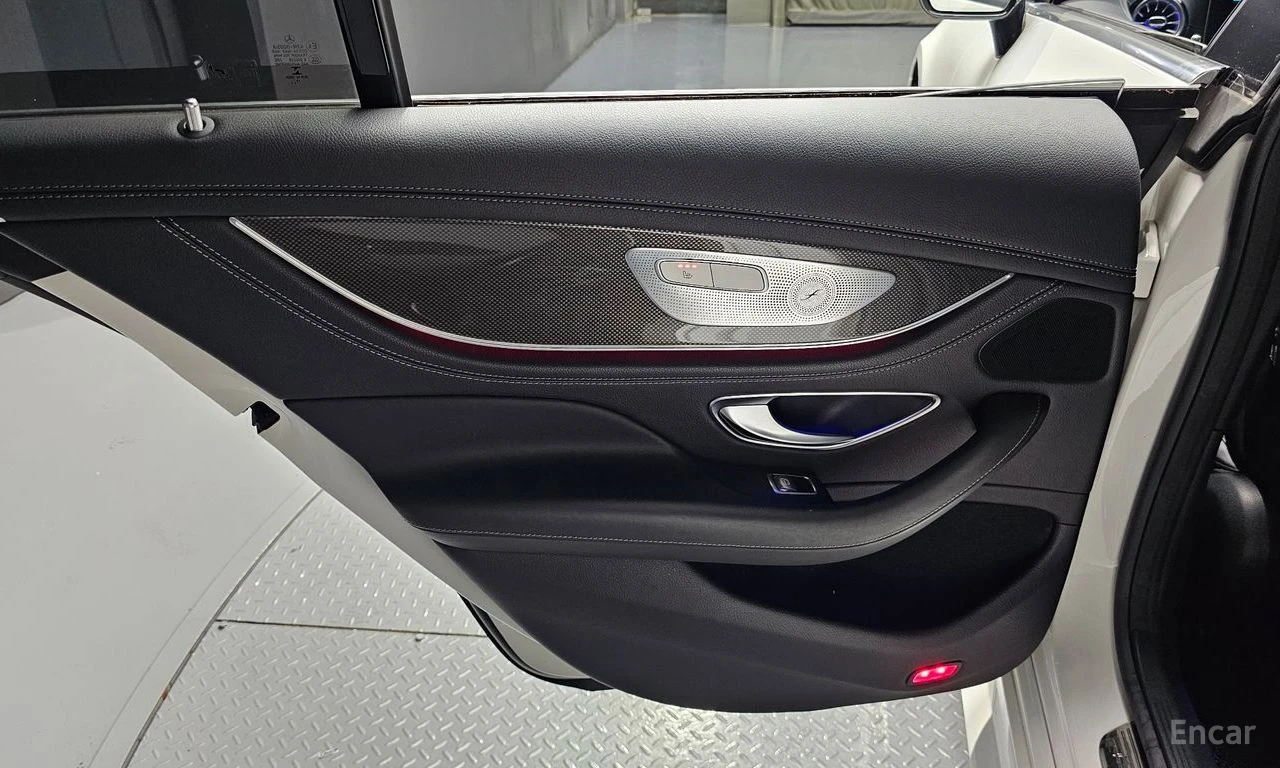 Mercedes-Benz CLS 400 ДИСТРОНИК * ОБДУХВАНЕ * МАСАЖИ * BURMESTER, снимка 15 - Автомобили и джипове - 55269570