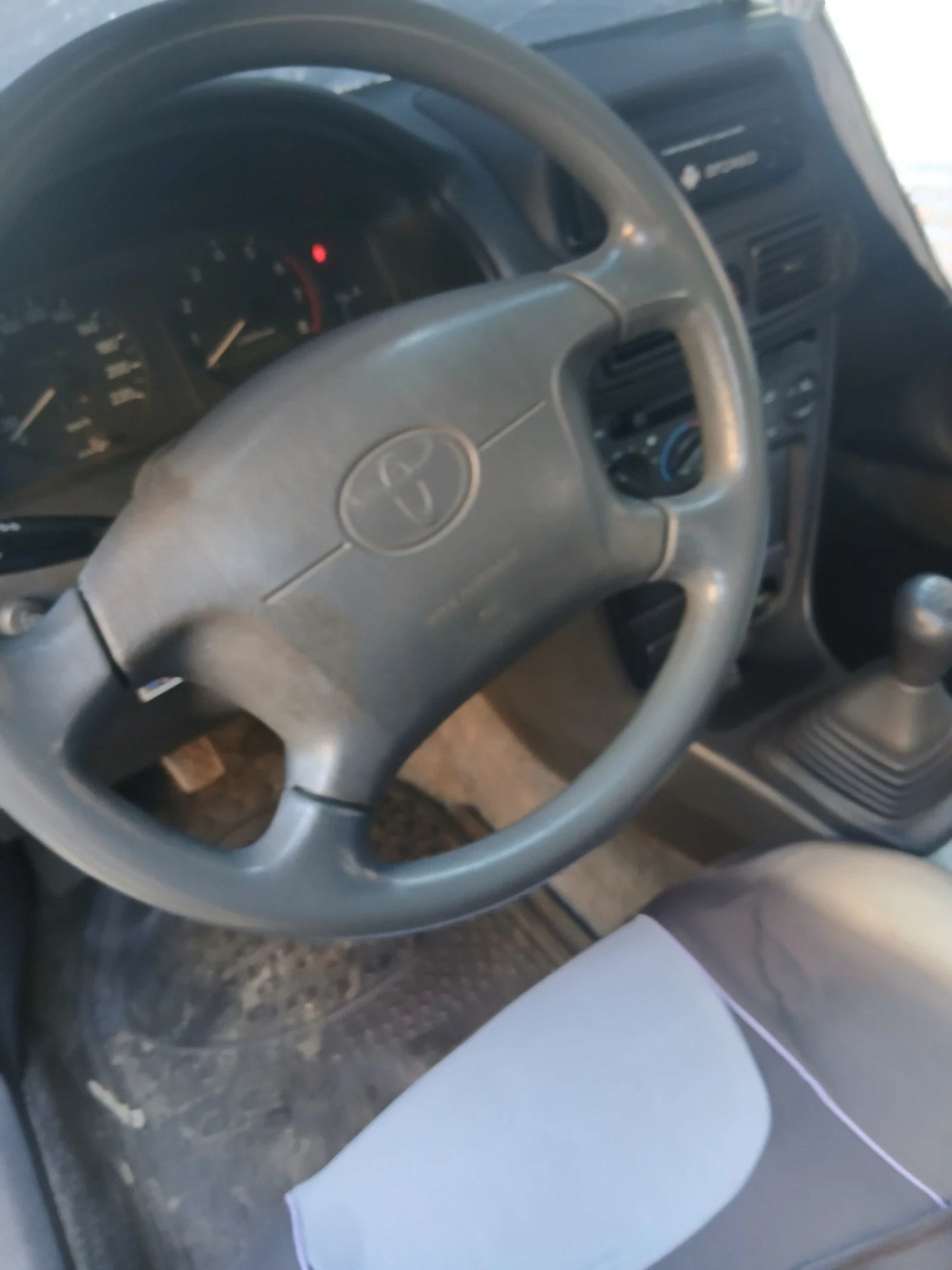 Toyota Corolla, снимка 4 - Автомобили и джипове - 55981481