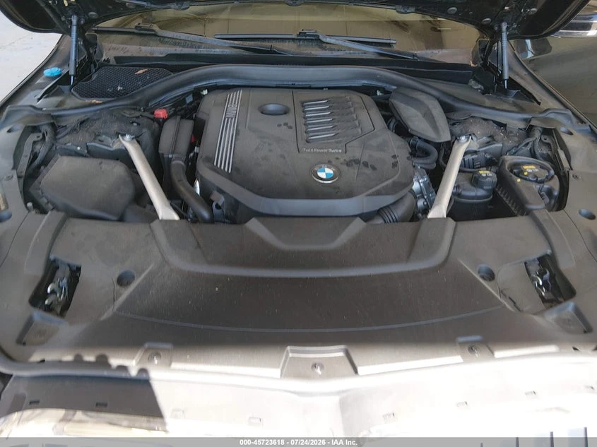 BMW 740 3.0l I xDrive, снимка 10 - Автомобили и джипове - 56103707