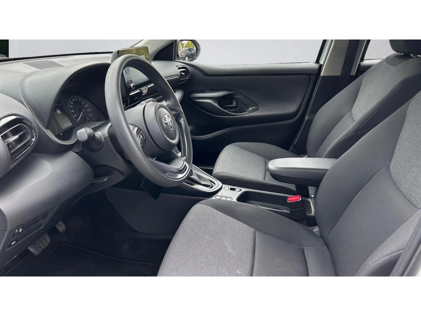 Toyota Yaris 1.5 HSD, ������� ������ �� 194   | Mobile.bg � ����������� 12