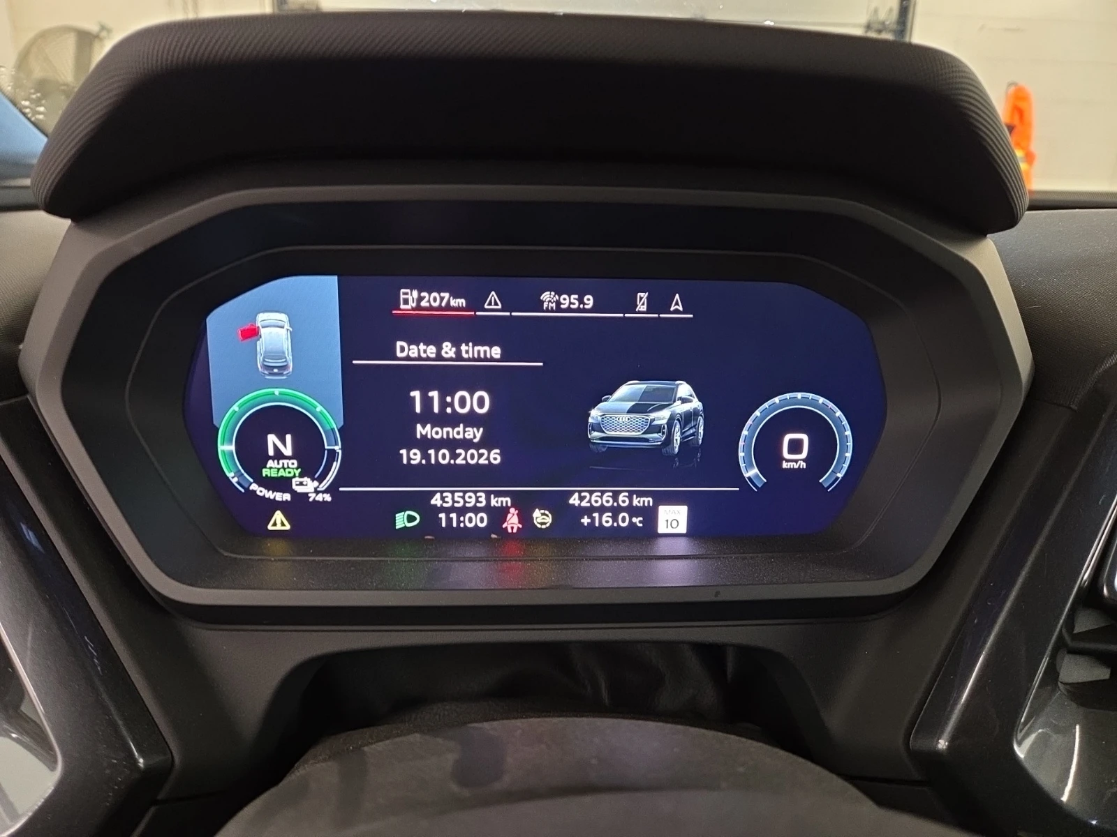 Audi E-Tron 55 QUATTRO, снимка 9 - Автомобили и джипове - 56680271