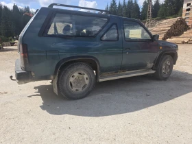 Nissan Terrano 3.0 V6 , снимка 2