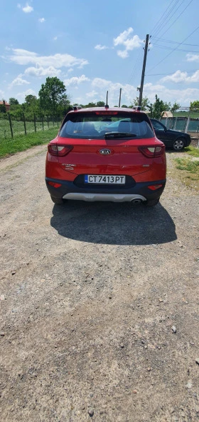 Kia Stonic 1.6  110 kc | Mobile.bg    7