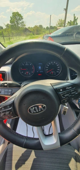 Kia Stonic 1.6  110 kc | Mobile.bg    10