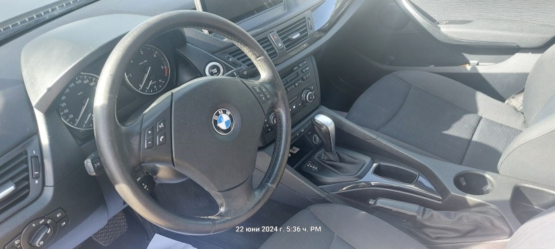 BMW X1, снимка 12 - Автомобили и джипове - 46406329