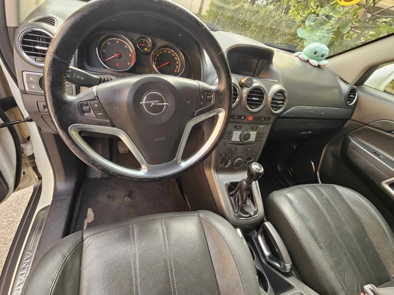 Opel Antara, снимка 5 - Автомобили и джипове - 47280587