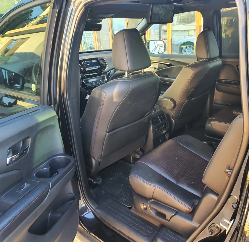 Honda Pilot Black Edition AWD, снимка 11 - Автомобили и джипове - 47519184