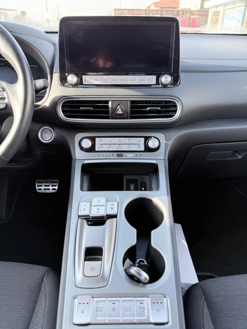 Hyundai Kona ЛИЗИНГ, снимка 10 - Автомобили и джипове - 52636321