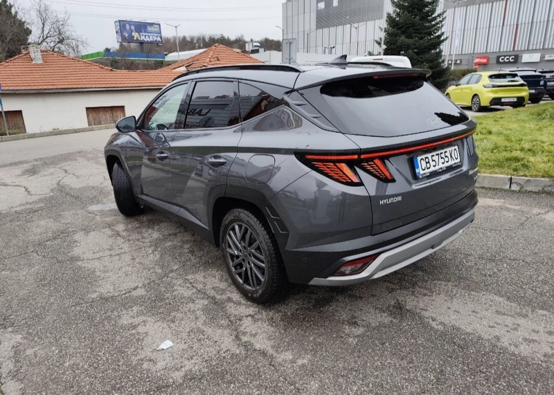 Hyundai Tucson LUXURY 20 TH ANNIVERSARY 1.6HEV/215HP/4X4/, снимка 6 - Автомобили и джипове - 53113745