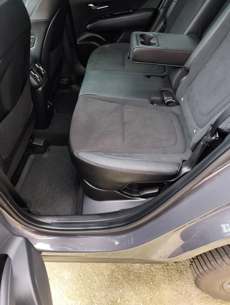 Hyundai Tucson LUXURY 20 TH ANNIVERSARY 1.6HEV/215HP/4X4/, снимка 15 - Автомобили и джипове - 53113745