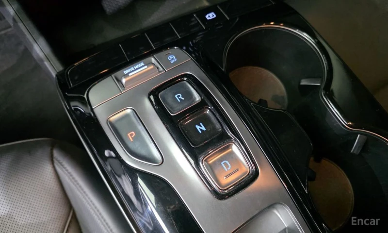 Hyundai Tucson, снимка 9 - Автомобили и джипове - 53226394