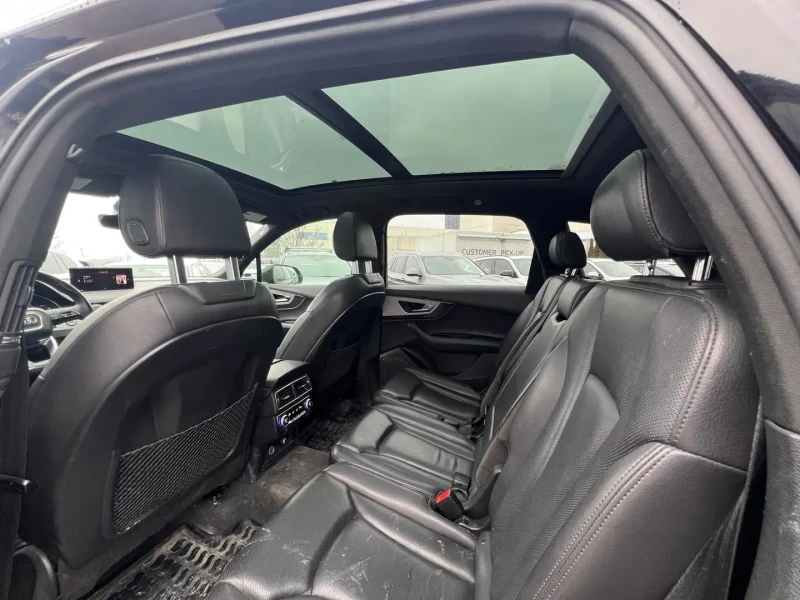 Audi Q7 * Progressiv* Pano Roof* Vent. Seats* 7-Seater* , снимка 12 - Автомобили и джипове - 53528298