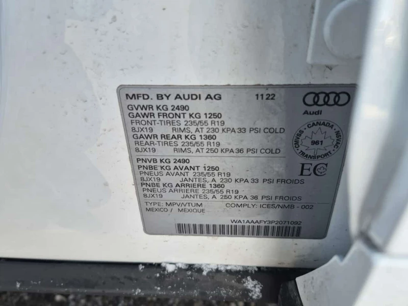 Audi Q5 * KOMFORT * 2 КЛЮЧА * ПОДГРЕВИ * CARFAX, снимка 7 - Автомобили и джипове - 53529657