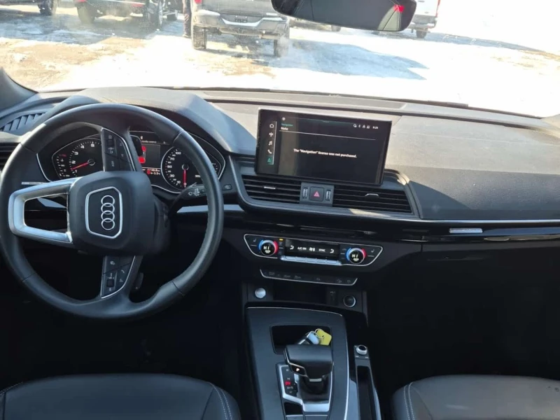 Audi Q5 * KOMFORT * 2 КЛЮЧА * ПОДГРЕВИ * CARFAX, снимка 10 - Автомобили и джипове - 53529657